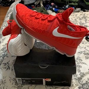 KD zoom 9 red/white